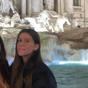 Babysitter Dún Laoghaire: Kalyn