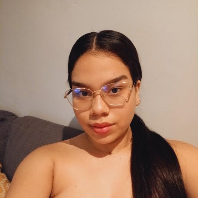 Babysitter in Sanlúcar la Mayor: Sharik sofía