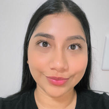 Babysitter Sydney: Nahomi