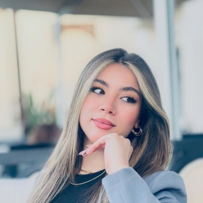 مربية أطفال في سكرة: Chahed