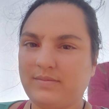 Babysitter in Minas: Juliana