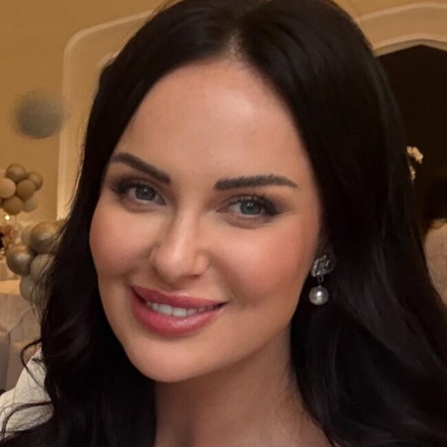 Babysitting job in Brunn am Gebirge: Dina