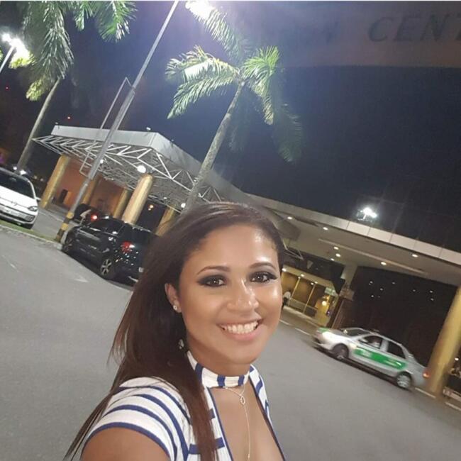 Emprego de babá em São Vicente: Nadialene