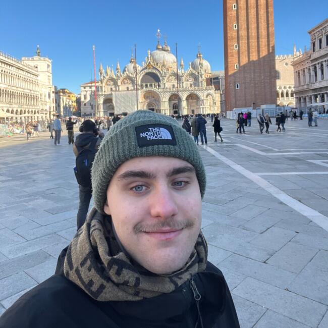 Babysitter in Wien: Luis