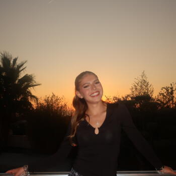 Babysitter in Rognac: Jade.