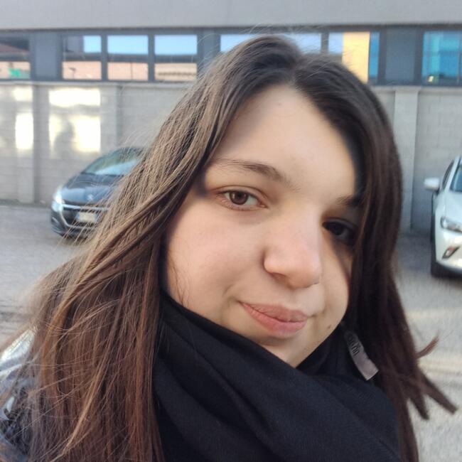 Babysitter in Vigonza: Nicole