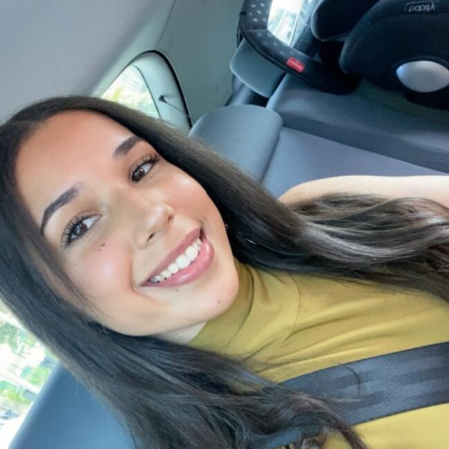 Nanny in Hoyo de Manzanares: Adriana