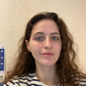 Niñera Madrid: Coline