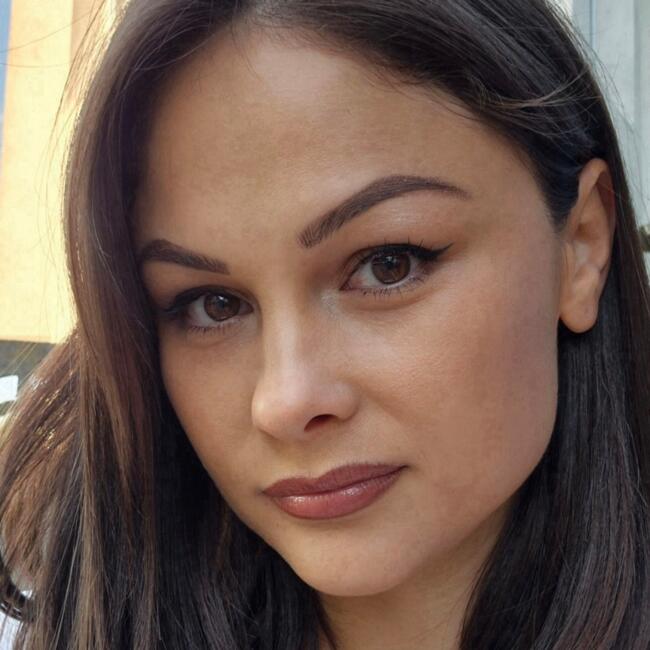 Babysitter in Murfatlar: Elena