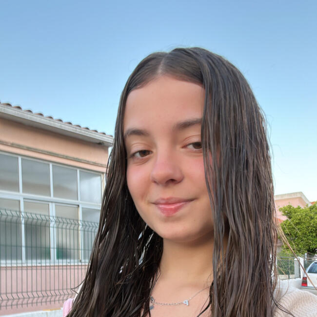 Babysitter em Queijas: Beatriz