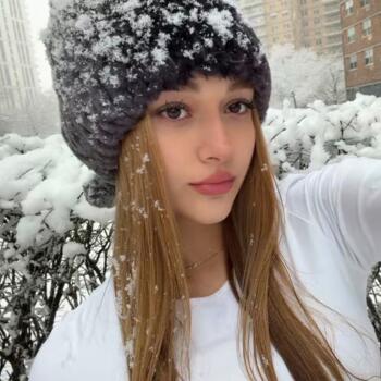 Babysitter in Brooklyn: Milana