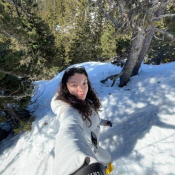 Babysitter in Durtal: Ines