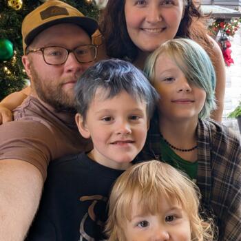 Job de garde d'enfants à Deroche: job de garde d'enfants Téa