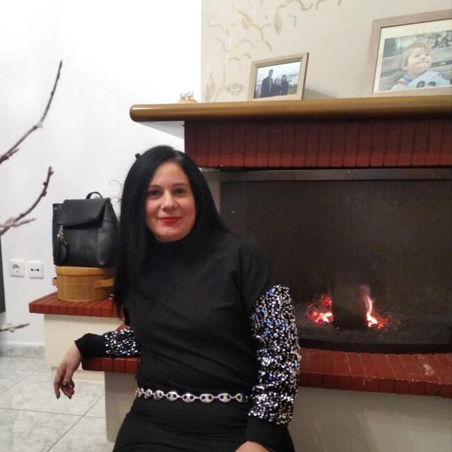 Babysitter στην περιοχή Αλιβέριον: ΜΑΡΙΑ