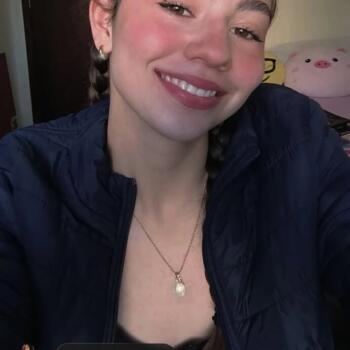 Babá em Curitiba: Mariana