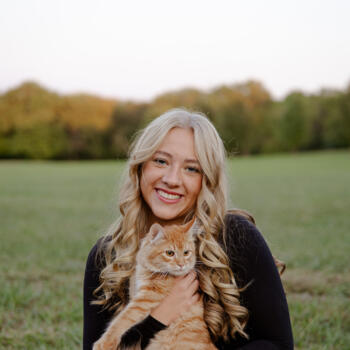 Babysitter in Olathe (Kansas): Maddi