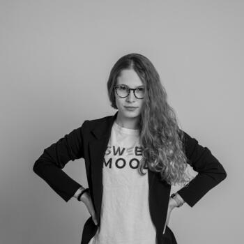 Babysitter in Tortoreto: Erika