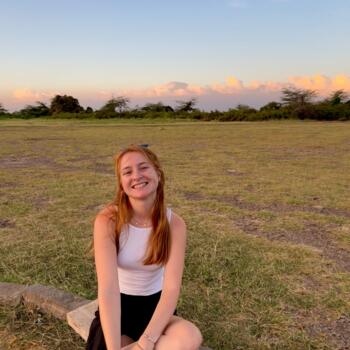 Babysitter Perth: Valentine