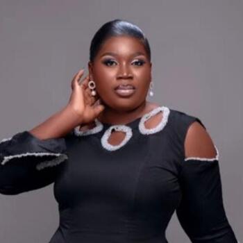 Baby-sitter in Winnipeg: Oluwadamilola