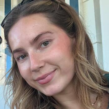 Babysitter in Sydney: Olivia