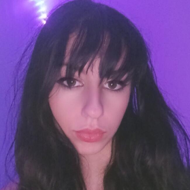 Babysitter in Le Pouliguen: Younna