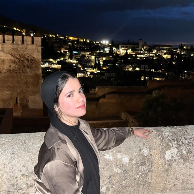 Niñera en Granada: Farah