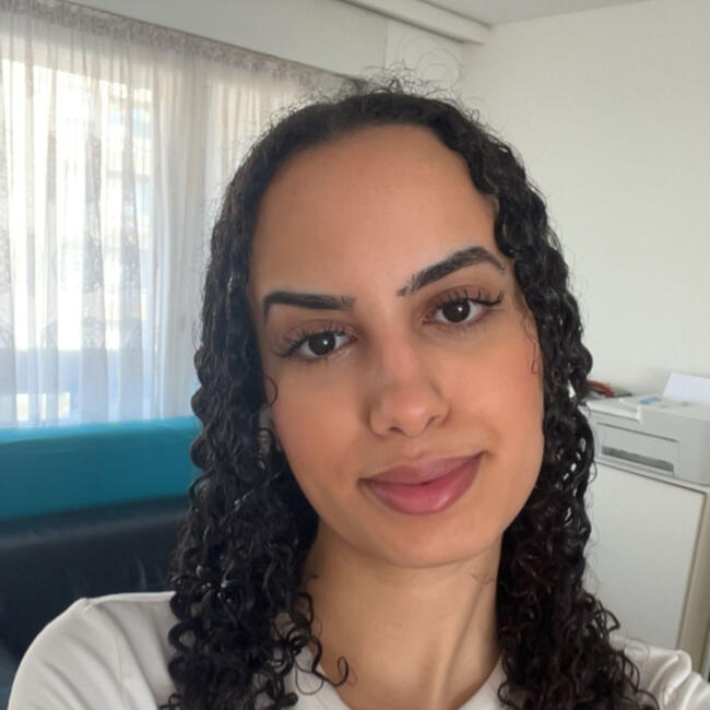 Niñera en Kriens: Ghofran