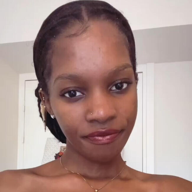 Babysitter in Villeneuve-d'Ascq: Dior