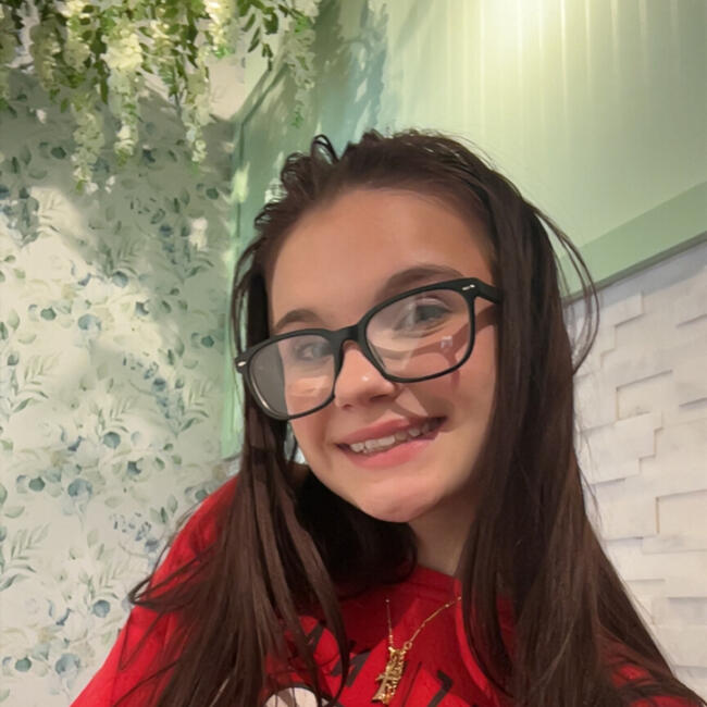 Babysitter in Indianapolis: Avery