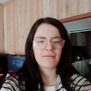 Babysitter in La Chaize-le-Vicomte: Emma