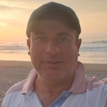 Childminder job in Arequipa: babysitting job Jorge Luis