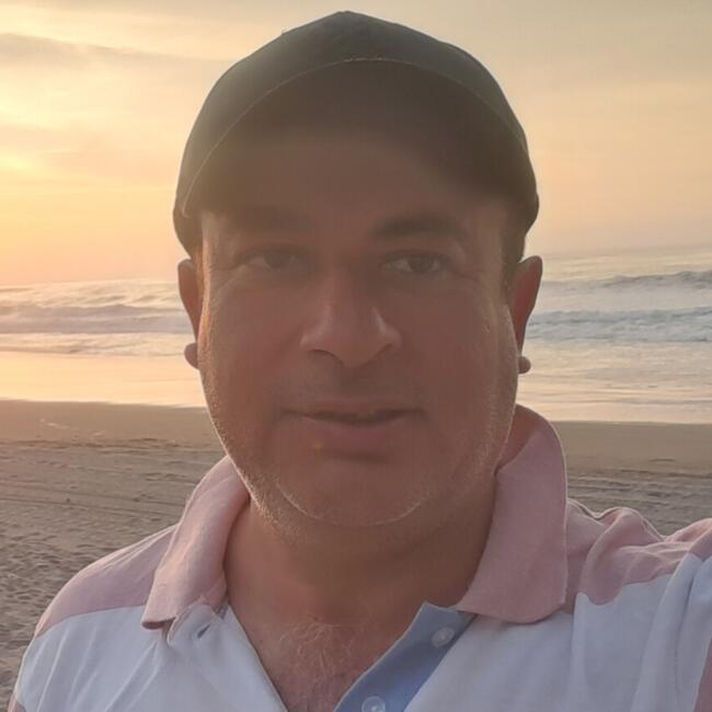 Trabajo para niñera en Arequipa: Jorge Luis