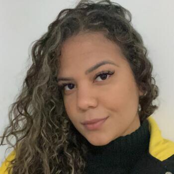 Babysitter in Curitiba: Izis
