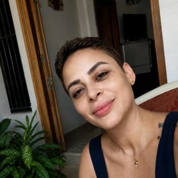 Babysitter Managua: Karema
