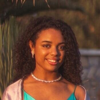 Babysitter em Cascais: Jéssica