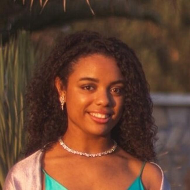 Babysitter em Cascais: Jéssica