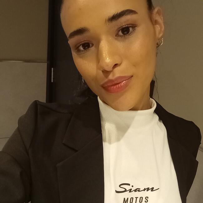 Niñera en Fontana: Maite