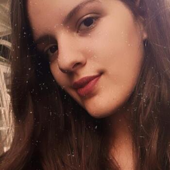 Babysitting job in Vila Real: babysitting job Eva