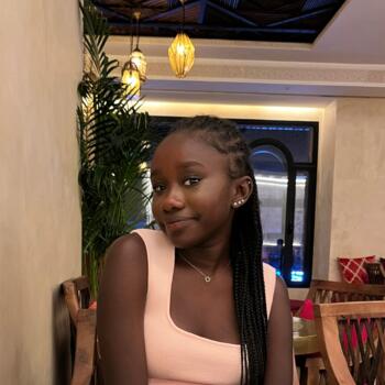Babysitter in Saint-Denis: Khadija