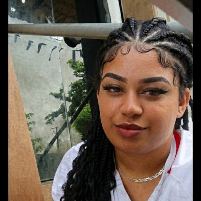 Babysitter in Nazaré da Mata: Kailane