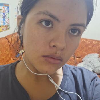 Niñera en San Juan de Lurigancho: Jheraly