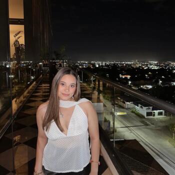 Babysitting job in Miami: babysitting job Emily