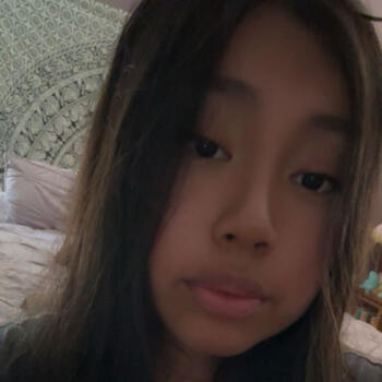 Babysitter in Omaha: Ana Lee