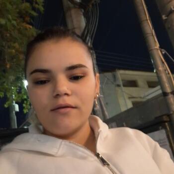 Nanny Nea Ionia: Paulina