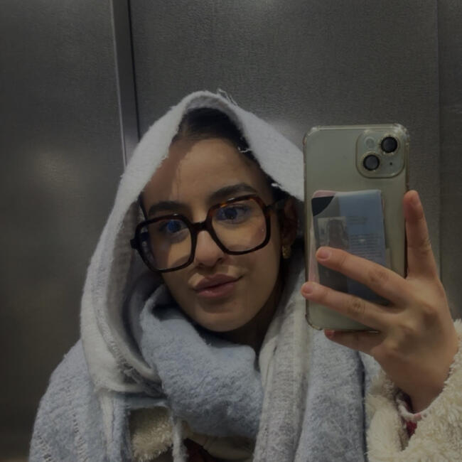 Babysitter in Saint-Denis: Amel