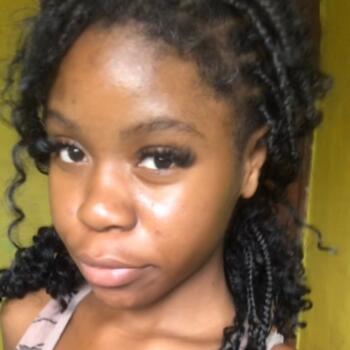 Babysitter in Kingston: Cynthia Bryce