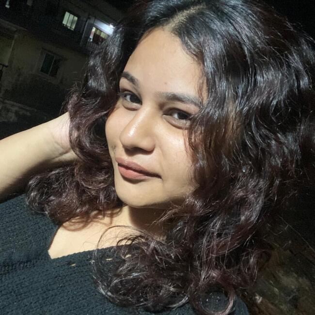 Babysitter in Mumbai: Anushka