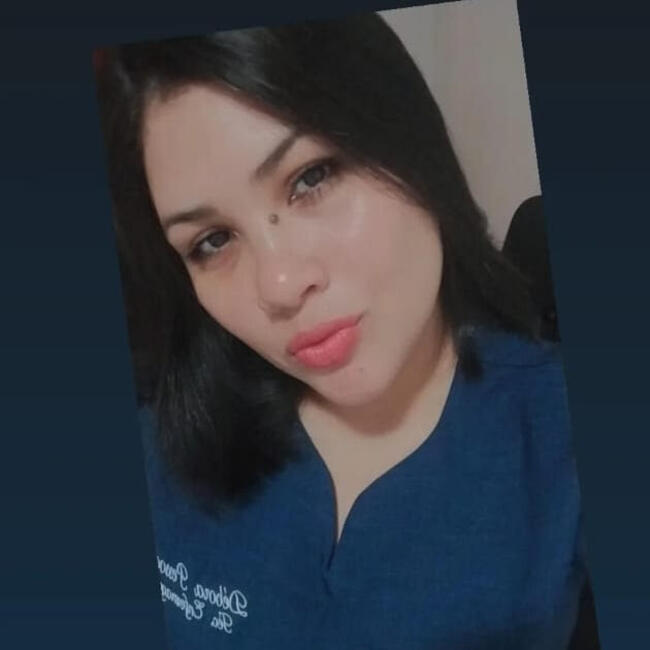 Babá em Manaus: Debora