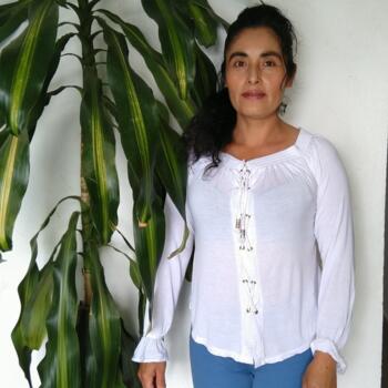 Niñera Quito: María