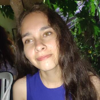 Babysitter in Villa Villeta: Adriana